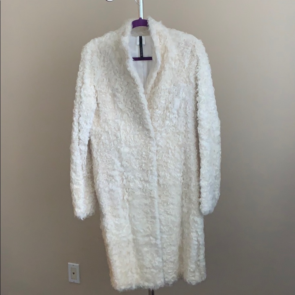 Fur coat New no Tag